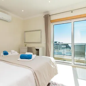 Holiday home Panoramic Seaview Escape Carvoeiro Algarve, Carvoeiro (Lagoa)